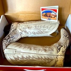 Justin Chocolate/White Back Cut Python Cowboy Boot